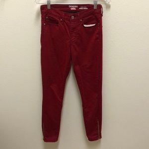Maroon high rise ankle skinny pants